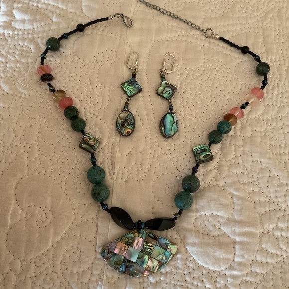 ABALONE SHELL HAND MADE necklace/earrings Set - Picture 8 of 8